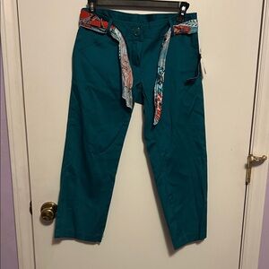 Exact Change vintage Teal Capri Pants with Printed Waist Tie size small